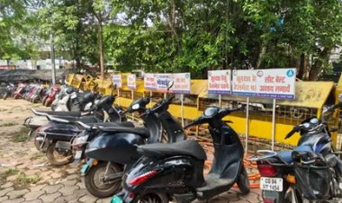 स्कूल में वाहन लाने वाले नाबालिगों पर शिकंजा, 59 गाड़ियां जब्त