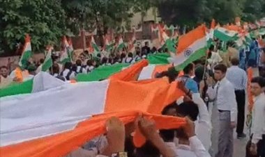 रायपुर में तिरंगा यात्रा, बच्चों-बड़ों ने दिखाया देशप्रेम
