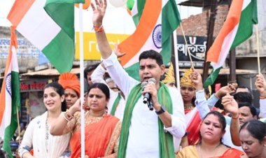 तिरंगा हमारी एकता और अखंडता का प्रतीक-राजस्व मंत्री टंक राम वर्मा