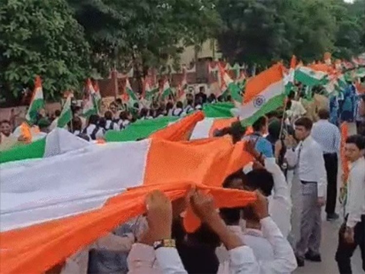 रायपुर में तिरंगा यात्रा, बच्चों-बड़ों ने दिखाया देशप्रेम