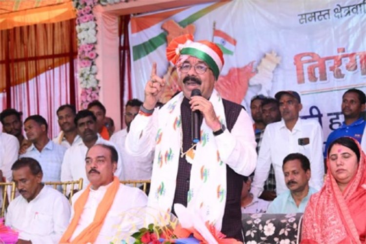 उप मुख्यमंत्री अरुण साव ने स्वतंत्रता सेनानियों को किया नमन, तिरंगा यात्रा में विकसित और आत्मनिर्भर भारत बनाने का संकल्प