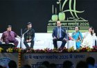 चक्रधर समारोह में पद्मश्री सुरेंद्र शर्मा ने हास्य-व्यंग्य से खूब गुदगुदाया