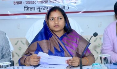 मंत्री लक्ष्मी राजवाड़े ने सूरजपुर और भैयाथान में विकासखंड स्तरीय समीक्षा बैठकों में योजनाओं की प्रगति की समीक्षा की