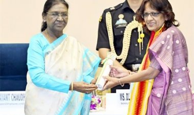राष्ट्रपति द्रौपदी मुर्मु ने शिक्षक दिवस पर मध्यप्रदेश के 6 शिक्षकों को किया सम्मानित