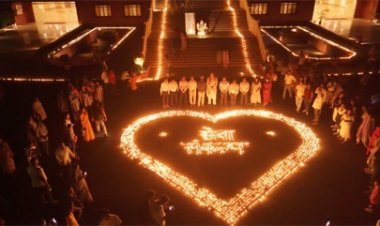 ‘आशीर्वाद का दीया’ से जगमगाया नवा रायपुर, एक लाख दीपों ने दिया सेवा और सहभागिता का संदेश