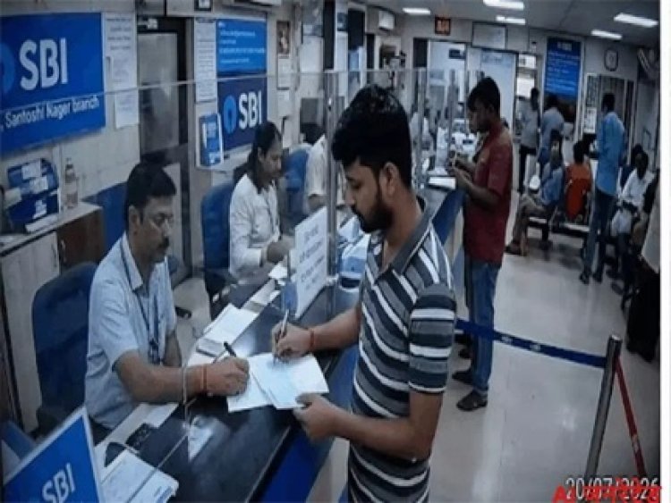 रायपुर में चेक फ्रॉड, 4.40 लाख लेकर फरार ठग
