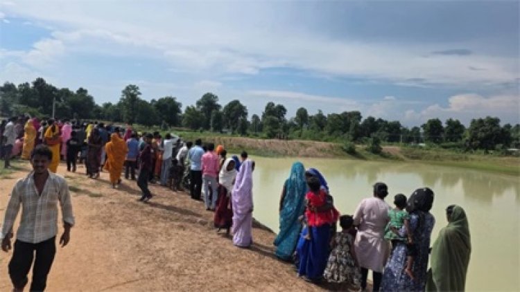 तालाब में नहाने गईं तीन सहेलियों की डूबने से मौत