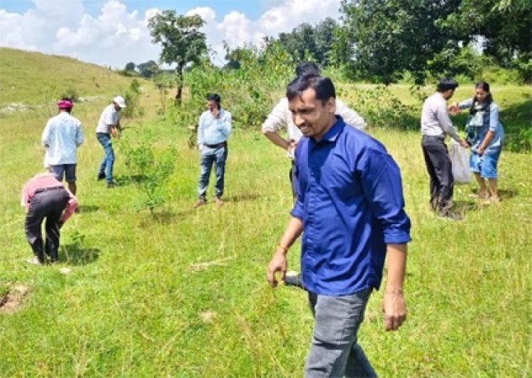 सेवा संकल्प अभियान: जोगी डोंगरी जलाशय में स्वच्छता अभियान से दिया जल संरक्षण का संदेश