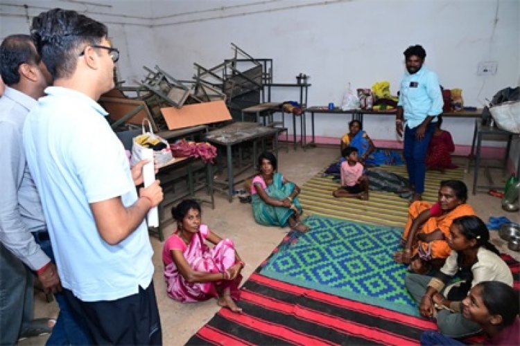 बाढ़ की मुश्किल घड़ी में अपनों के बीच पहुंचे वित्त मंत्री ओ.पी. चौधरी