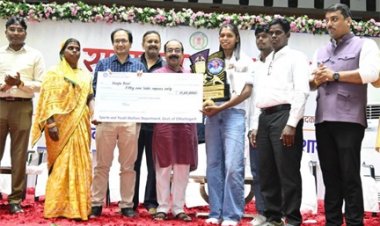 उप मुख्यमंत्री अरुण साव ने बहतराई खेल अकादमी के अंतरराष्ट्रीय पदक विजेता खिलाड़ियों का किया सम्मान, बढ़ाया हौसला