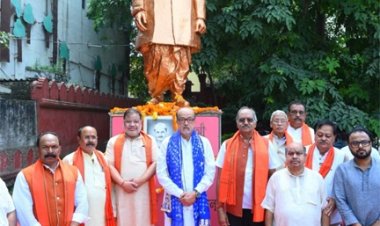 नशा मुक्त भारत के संकल्प के साथ राज्यपाल डेका ने की पदयात्रा