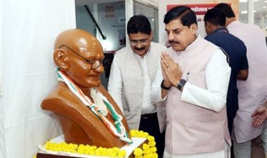 खादी अपनाएं, स्वदेशी अपनाएं : मुख्यमंत्री डॉ. यादव