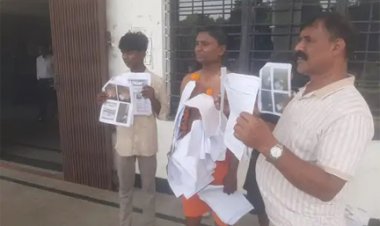 शिकायतों पर कार्रवाई नहीं, निगम में अनोखा प्रदर्शन