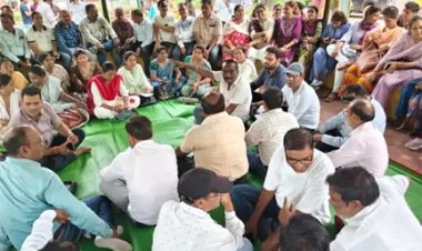 PV ऐप के विरोध में पटवारियों की हड़ताल