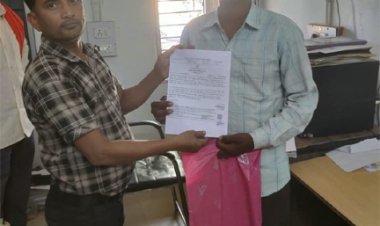 सेवा सेतु से आसान हुई शासकीय सेवाओं की राह, सहज प्रक्रिया से मिला लाभ, अमर सिंह को मिला जाति प्रमाणपत्र