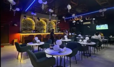 गाने को लेकर ग्राहक और वेटर में मारपीट
