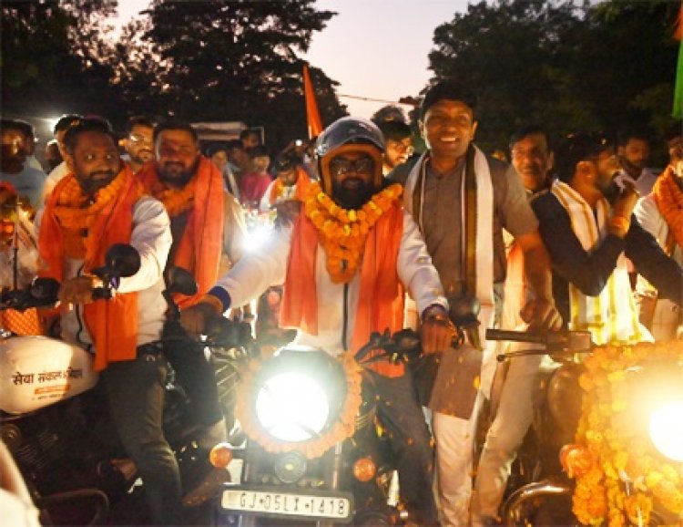 जन सेवा से राष्ट्र सेवा के 25 वर्ष का संदेश लेकर पहुंची बाइक रैली, स्वास्थ्य एवं कृषि मंत्री ने किया भव्य स्वागत