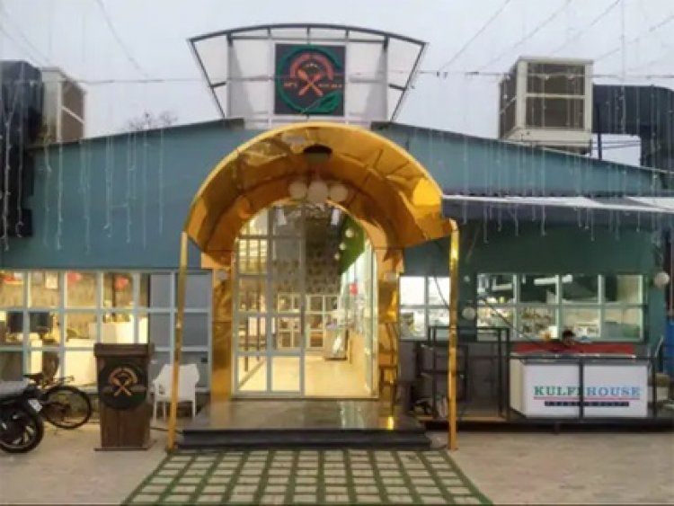 नौकरी छोड़ने की बात पर कर्मचारी से मारपीट