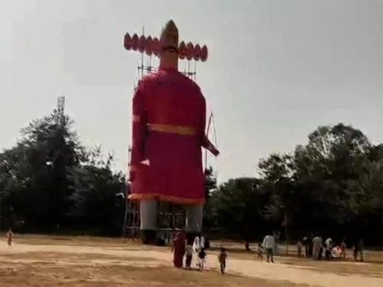 दशहरे पर रायपुर में सबसे ऊंचा रावण, बिलासपुर में 71 फीट का पुतला