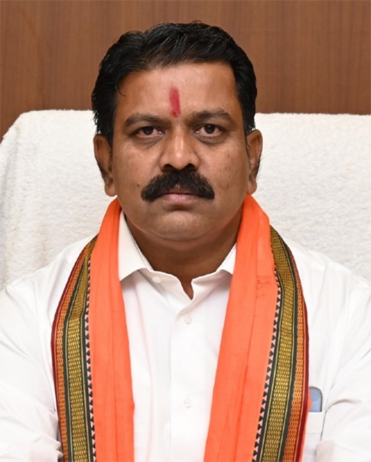 उप मुख्यमंत्री विजय शर्मा के निर्देश पर पीएम जनमन आवास में ठगी करने पर ठेकेदार शेख निजामुद्दिन उर्फ निक्की खान के विरुद्ध एफआईआर दर्ज